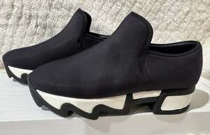 New iRi - NYC Neoprene Black Slip on Designer Sneakers Size 8 non slip comfort